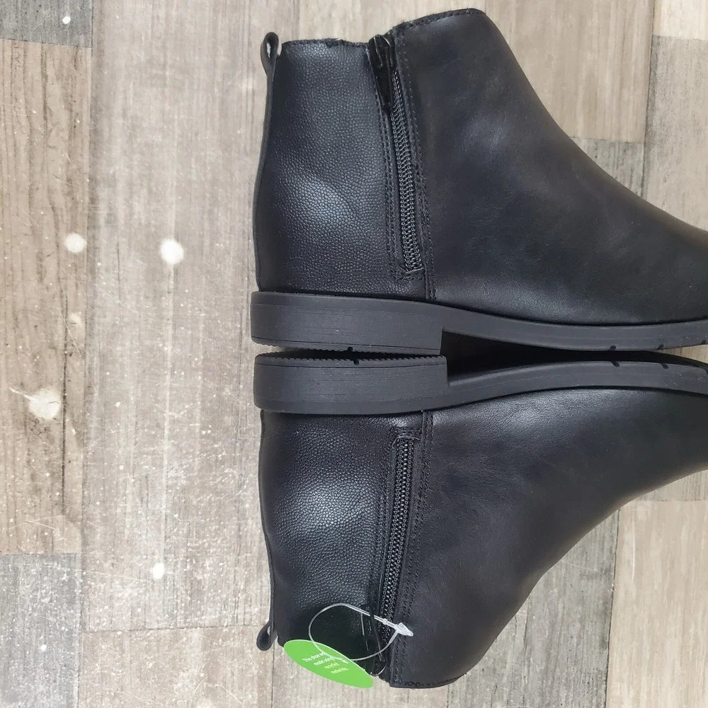 Stride Rite SR Carolyn Kids Ankle Boots Sz 2.5 M Black Zipper Round Toe Booties
